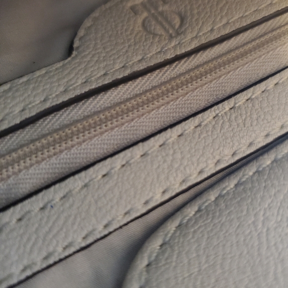 Tiagello Gray Shoulderbag - Picture 3 of 9